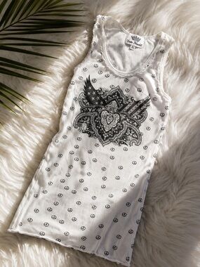 Y2K Vintage Yvette Mandell Rhinestone Paisley Peace Sign Tank Top XS. NWOT